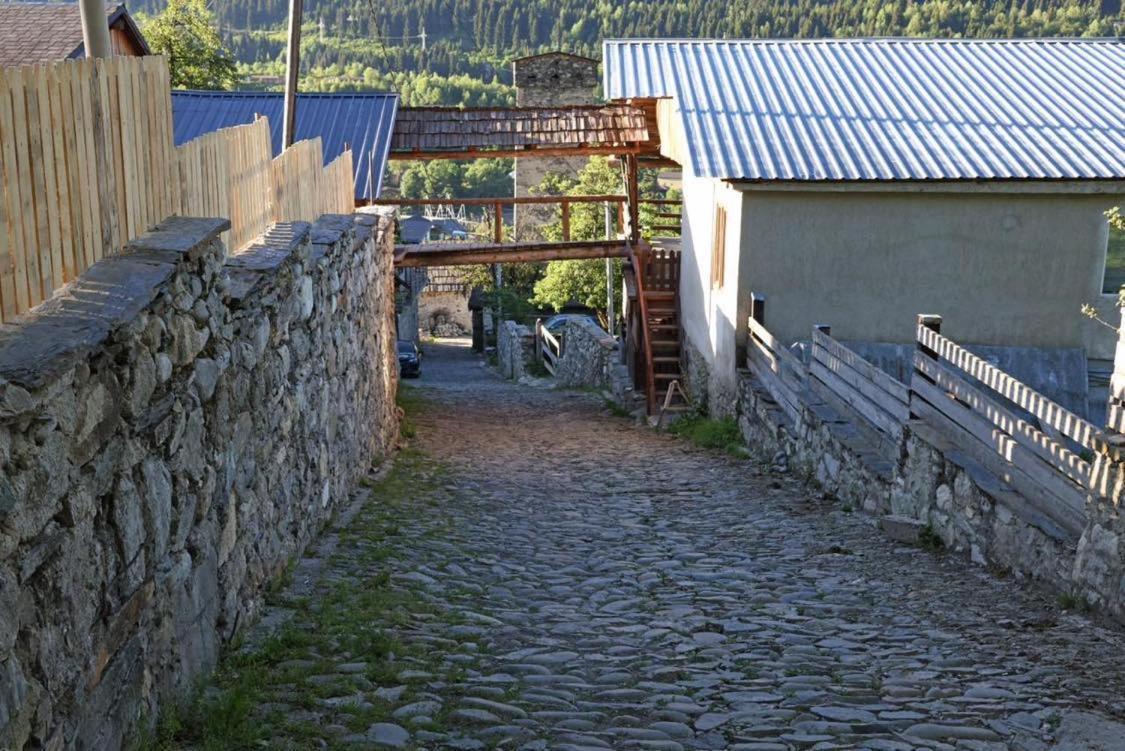 Mestialux Guesthouse Exteriör bild